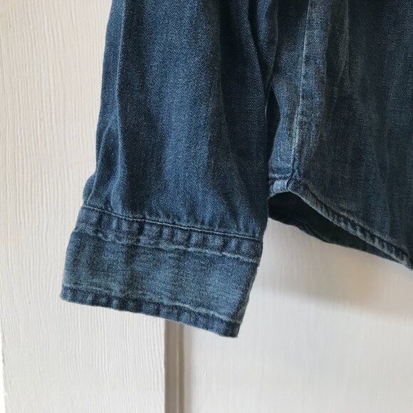 Madewell | Denim Boyshirt in Campground Wash - Picture 4 of 13